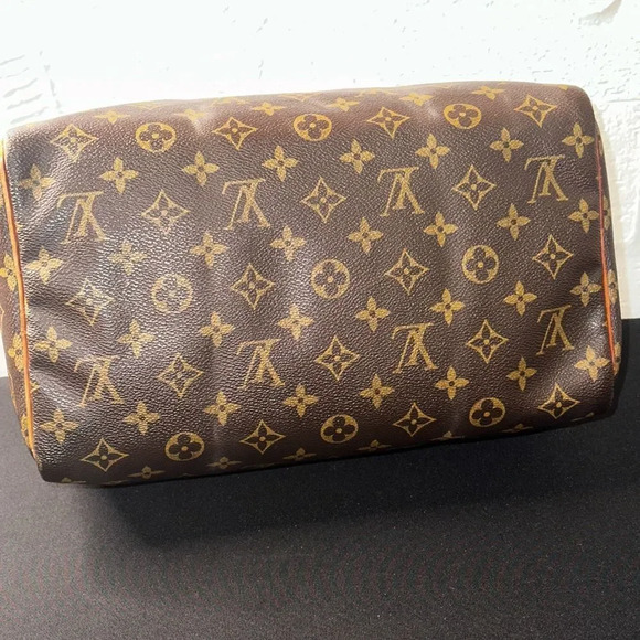 Louis Vuitton Vintage Speedy 30 - Picture 4 of 12